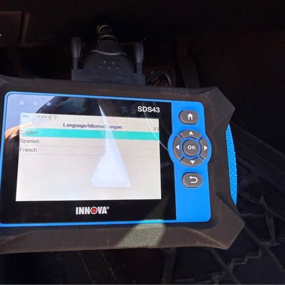 Brand New Innova Electronics SDS43 - OE-Level Diagnostic Tablet